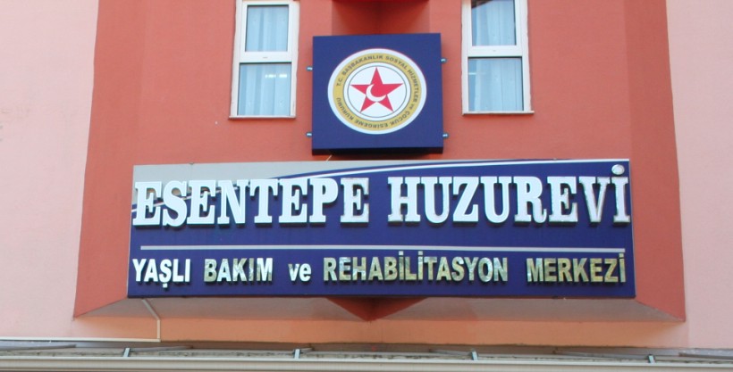 Huzurevinden sessiz sedasız kaçtı