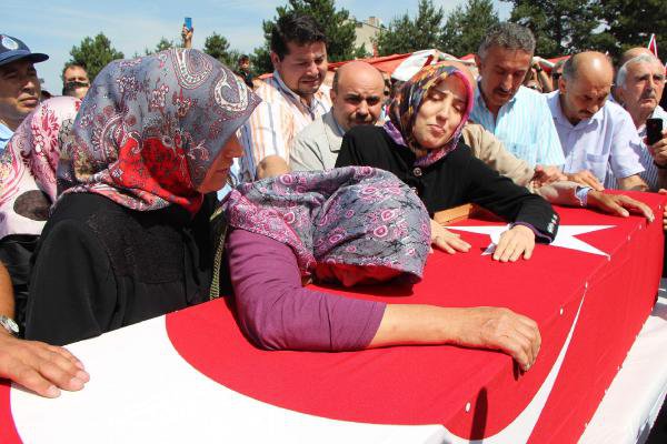 “İki oğlumu da vatana hazırlıyorum”