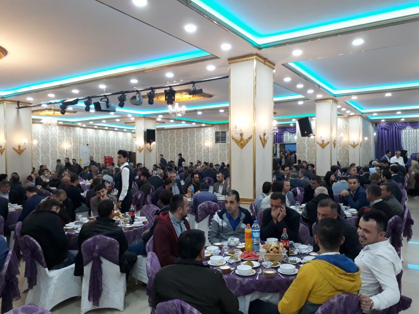 Genç işadamı iftarda buluşturdu 