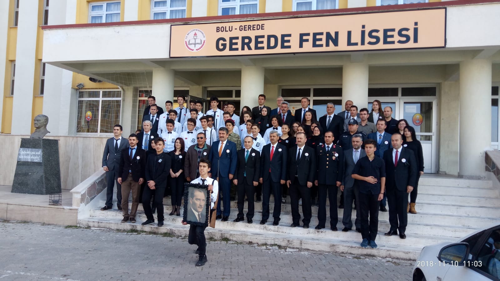 Fen Lisesi çıta atlattı